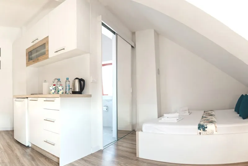 Minela Apartments - Image 1