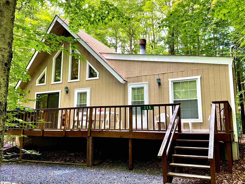 Pocono Retreat, Arrowhead Lake, Relaxation - Image 1