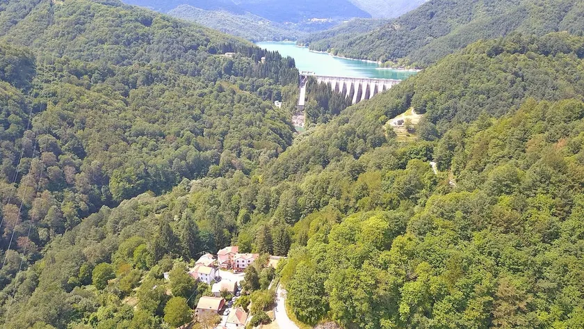Val Brugneto Country House App. Sciä Elena - Image 1