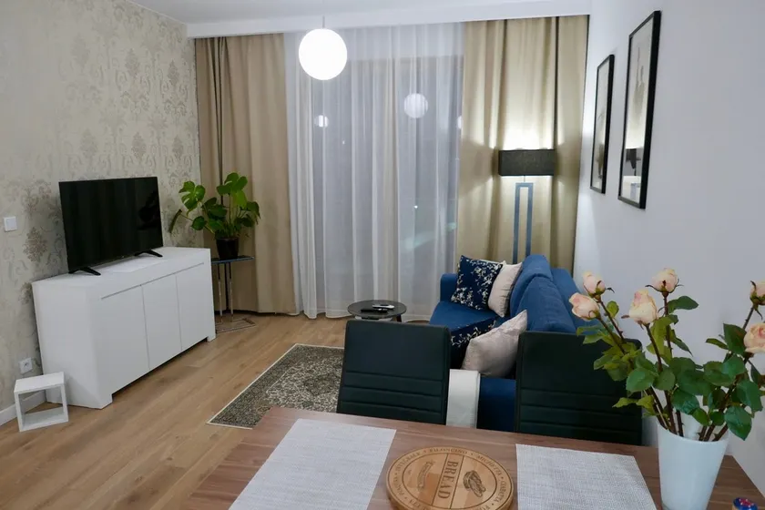 Royal Axis - Modern Apartment in Wilanów - Image 1
