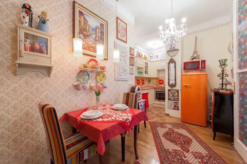 Gozsdu Courtyard, Lovely Apartment - Image 1