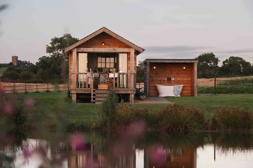 Charming Waterfront Cabin 1 + Outdoor bath - Image 1