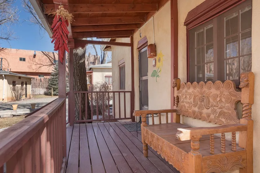 #5 Sunflower @ TaosLodging - 750 sq ft Hot Tub+ AC - Image 1