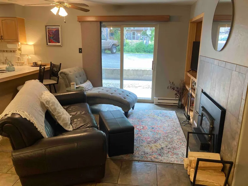 Condo in the Mountains - Image 1
