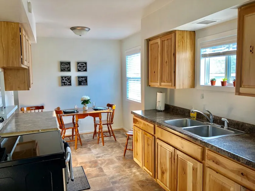 Centrally located in Munising!Near Pictured Rocks - Image 1