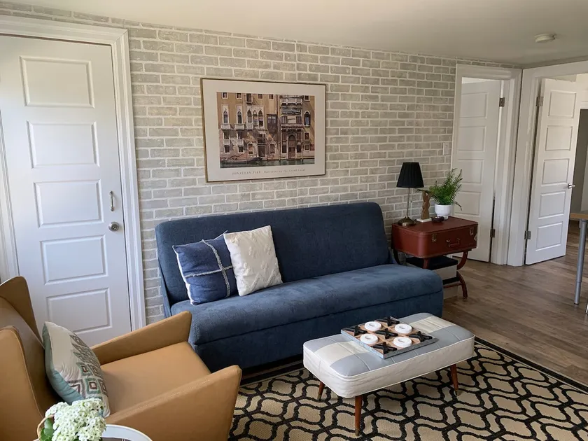 Downtown Loft - Image 1