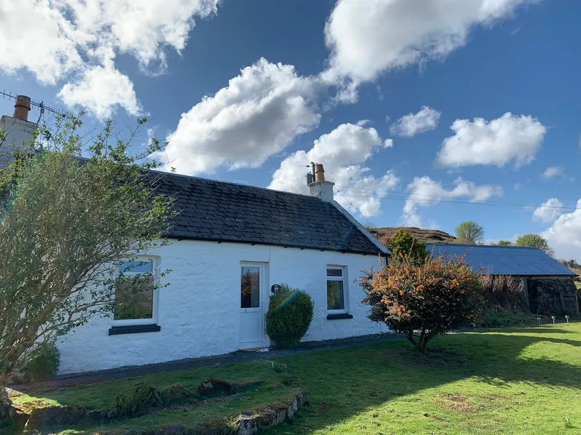 Heatherland Cottage - Traditional Croft House - Image 1