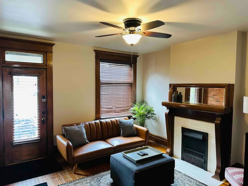 Charming Merion Village 2 Bd • King Bed • Patio ✨ - Image 1