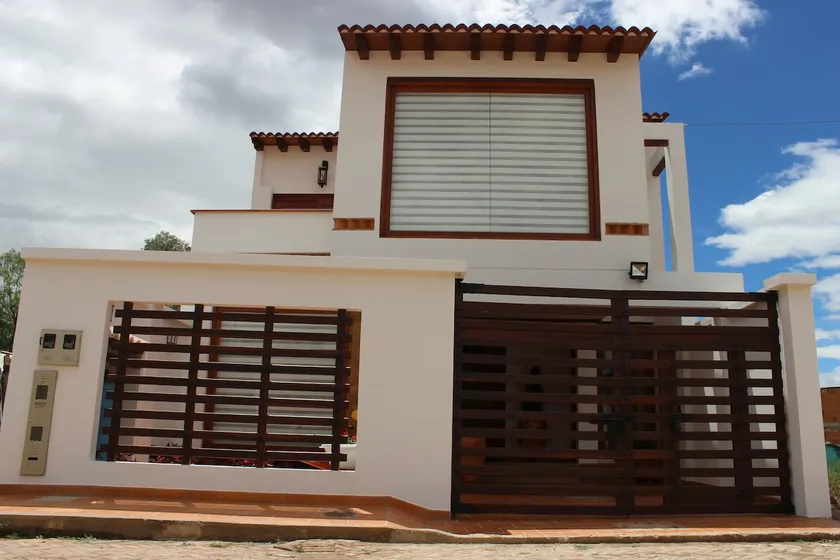 MACONDO HOUSE - SACHICA - Image 1