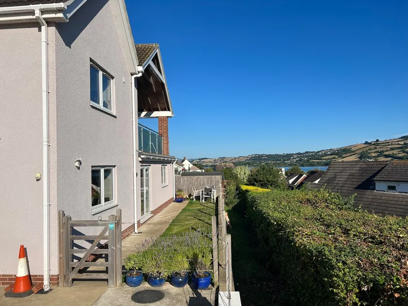 Garden flat with parking, Shaldon, Teignmouth - Image 1