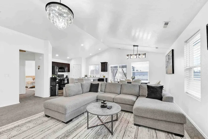 Dreamy Newly Built Modern Home - Image 1