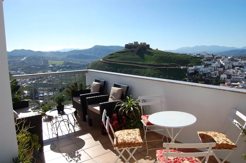 A 2 Chambre penthouse de luxe dans le centre historique de Alora - Image 1