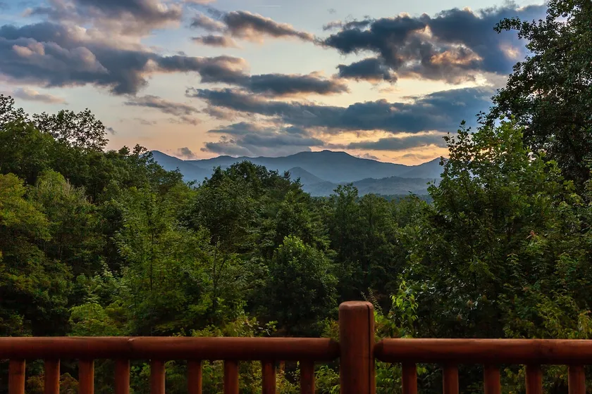 Peaceful Paradise | Mountain Views + Game Room - Image 1