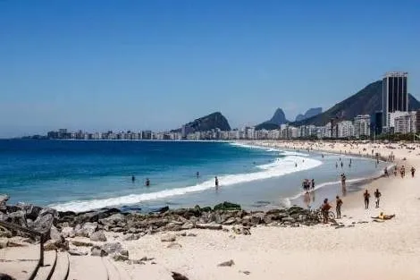 Leme Flat 100 meters from the beach, pet friendly - Image 1