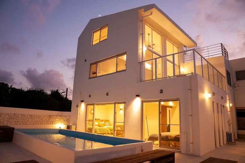 Ocean View: Sauna, Pool, BBQ, Workation Room/3 minutes to the beach. Aquarium and Kourijima 20 minutes - Image 1