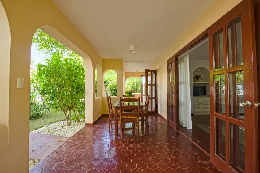 Villa entera - Image 1