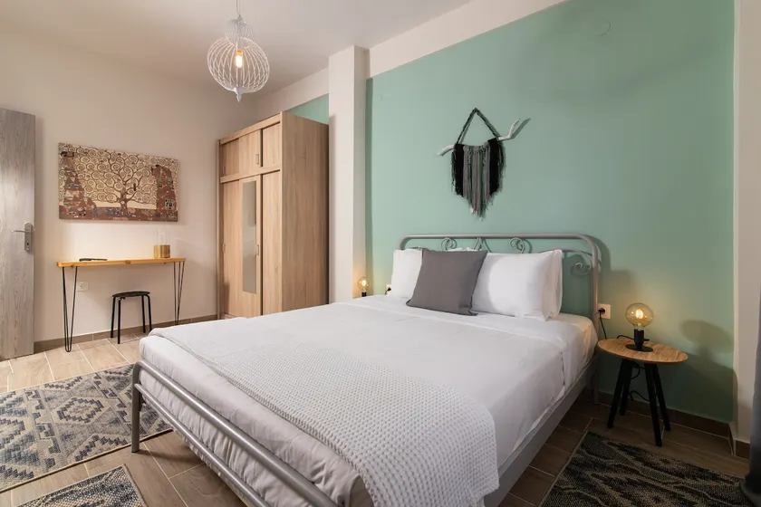 F & B Collection - Apartment for 6 - Image 1