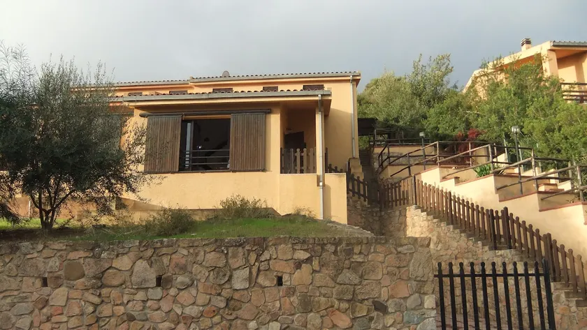 200m fromth sea, 8 sleeps,welcome pets - wifi free - Image 1
