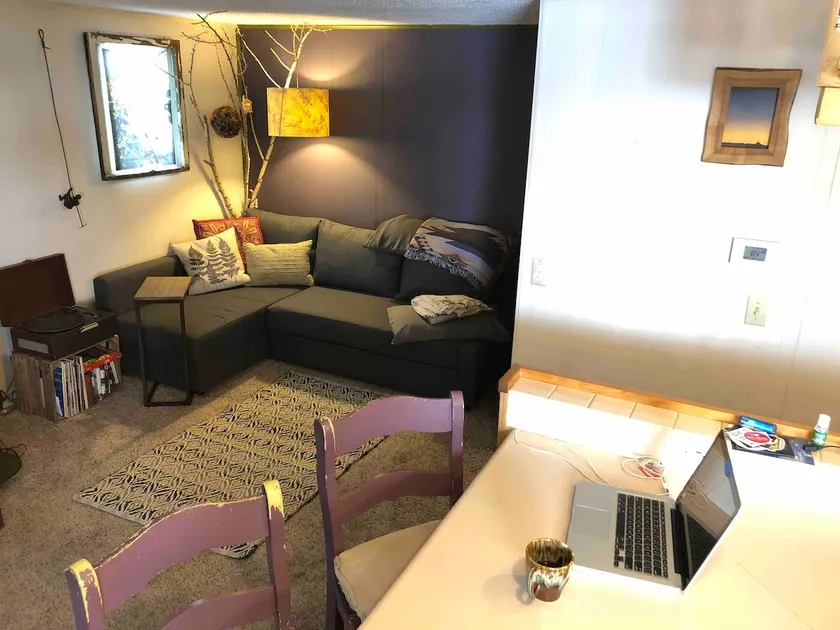 A Cozy BungaLow Up High 4020 - Image 1