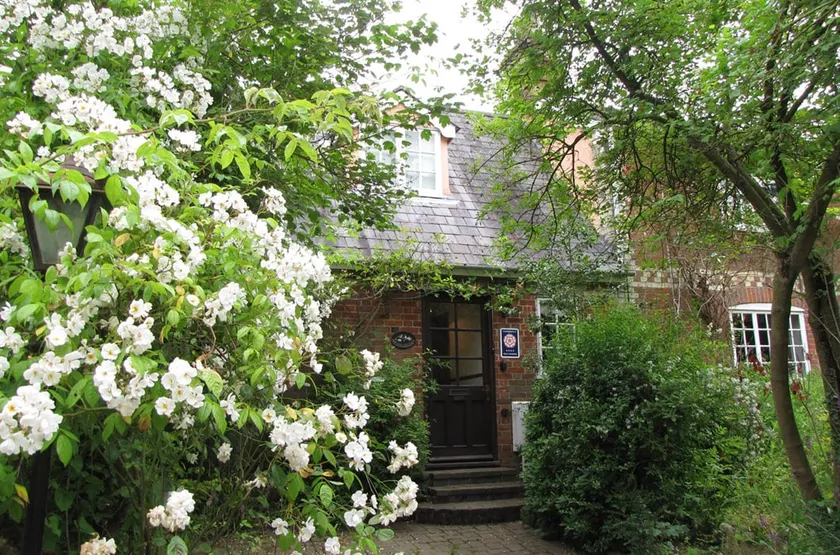 Country Cottage Self Catering Accommodation - Image 1
