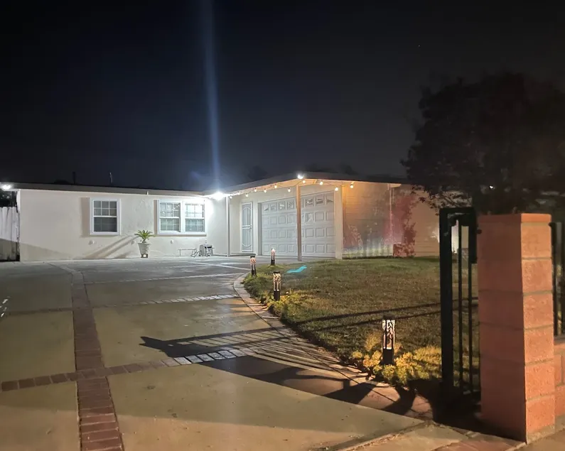 Entire Newly Renovated House in North Pomona - Image 1
