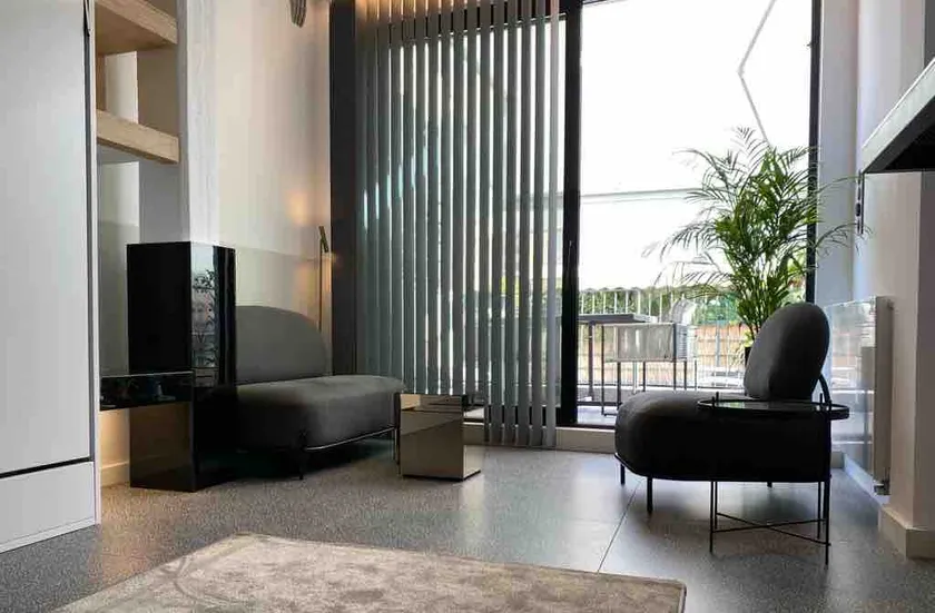 Industrial minimal loft - Image 1