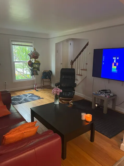 2 Bedroom house on 4th street downtown Royal Oak - Image 1