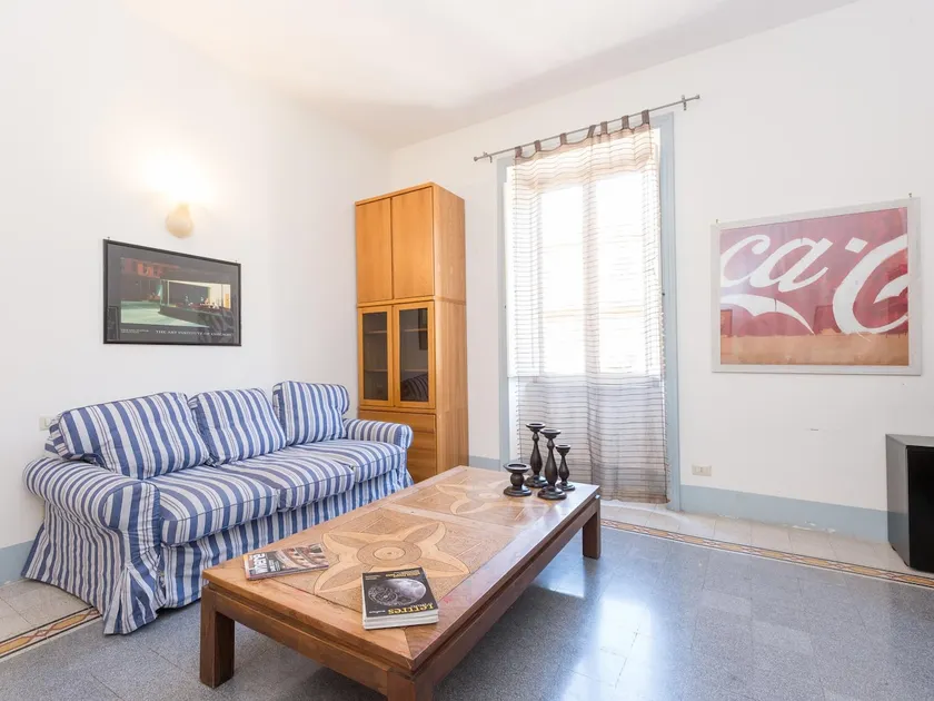Vatican Comfortable Sunny Apartment - Image 1