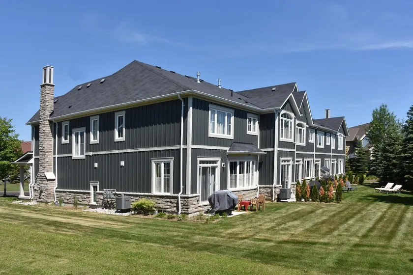 Blue Mountain Village Townhome w Free Shuttle - Image 1