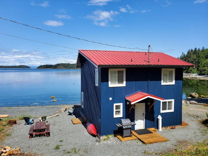 Heron Bay Guest House on quiet beach - Image 1