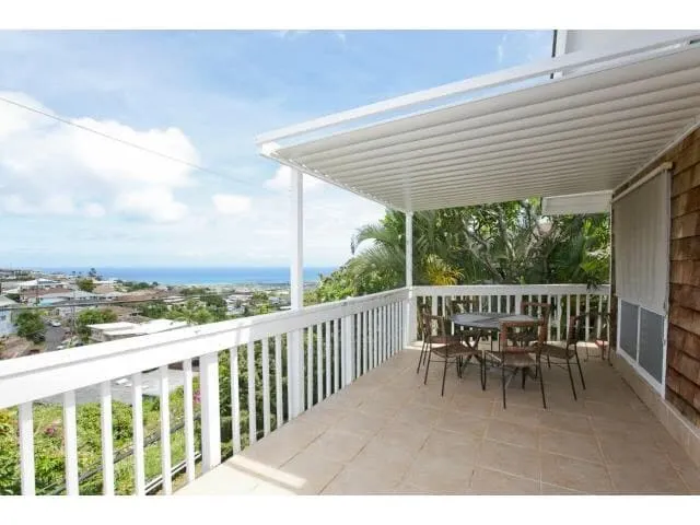 1bd/1bath Kaimuki Hill Top, Ocean View, Huge Patio - Image 1