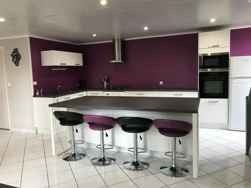 Casa 4/15 pessoas no coração de Auvergne - Image 1
