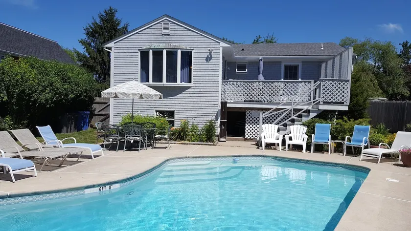 Private POOL, Central AC, Walk to beach, king MBR - Image 1