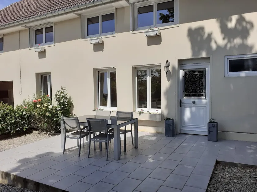 Charming house - Image 1
