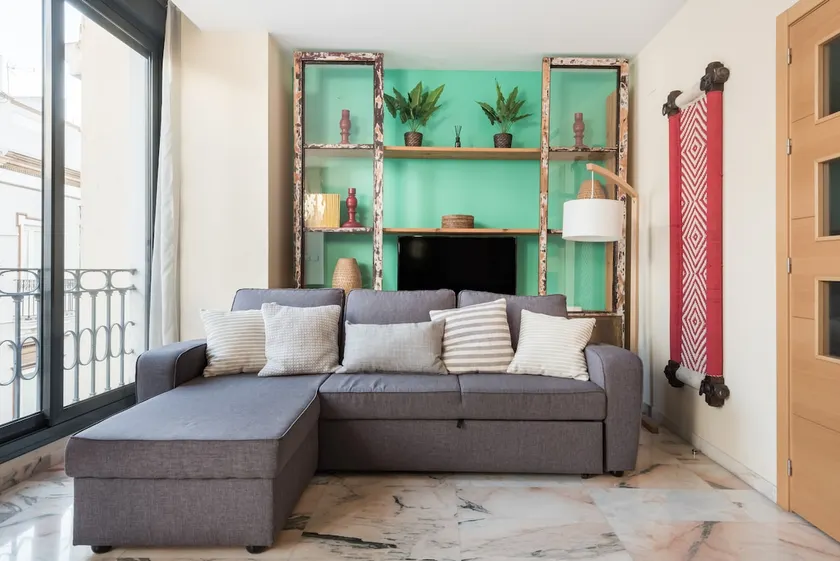 Soho Lounge - Modern & Boutique, Central Apartment - Image 1