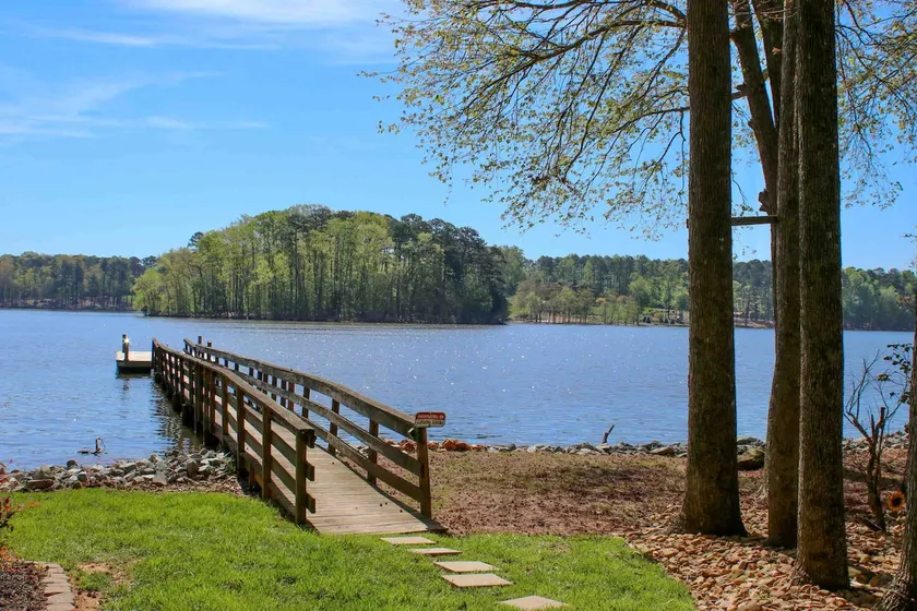 Lakefront Getaway with Private Dock – 2BR Retreat - Image 1