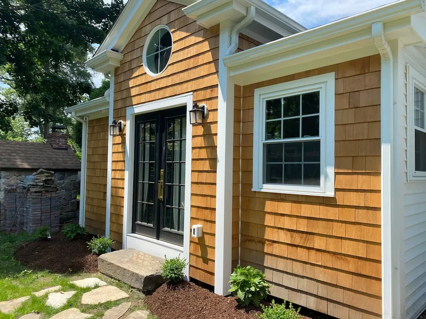 Beautiful, Unique, & Cozy Cedar Flat - Image 1