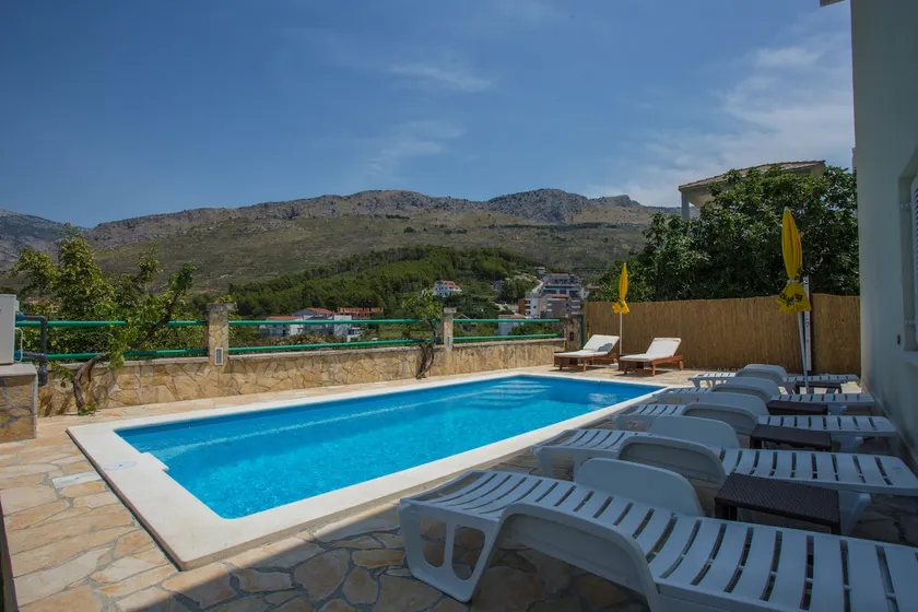 Holiday Home Luka - Image 1