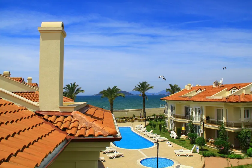 Sunset beach club - Image 1