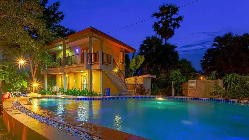 Pool Villa of Pranburi Near the beach - Image 1