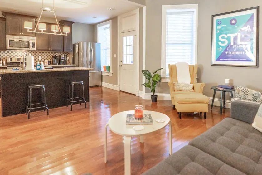 Lovely 4BR Shaw Family Home Garage ABODEbucks - Image 1