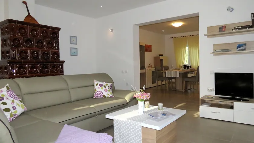 Ane Apartment - Image 1