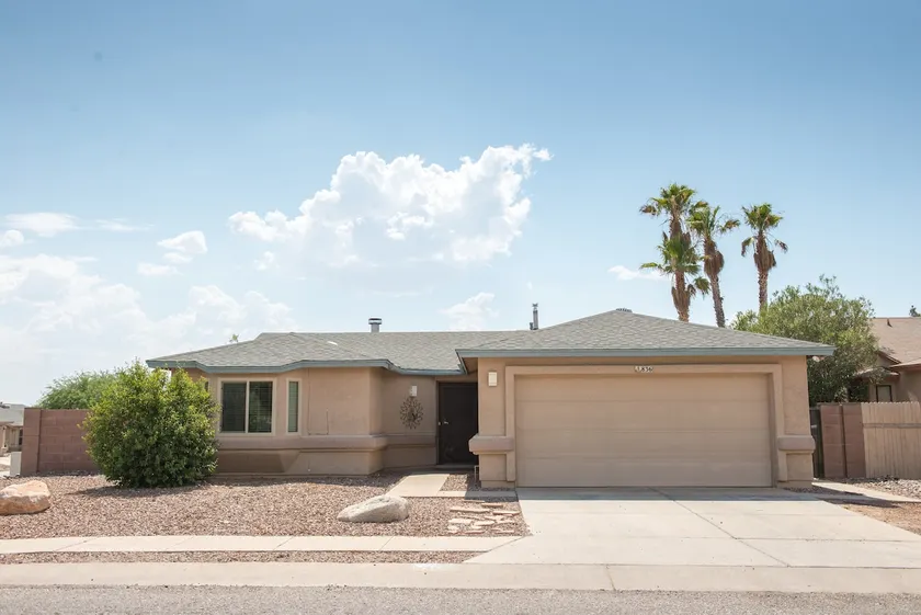 Comfortable Southwest Style Home - Image 1