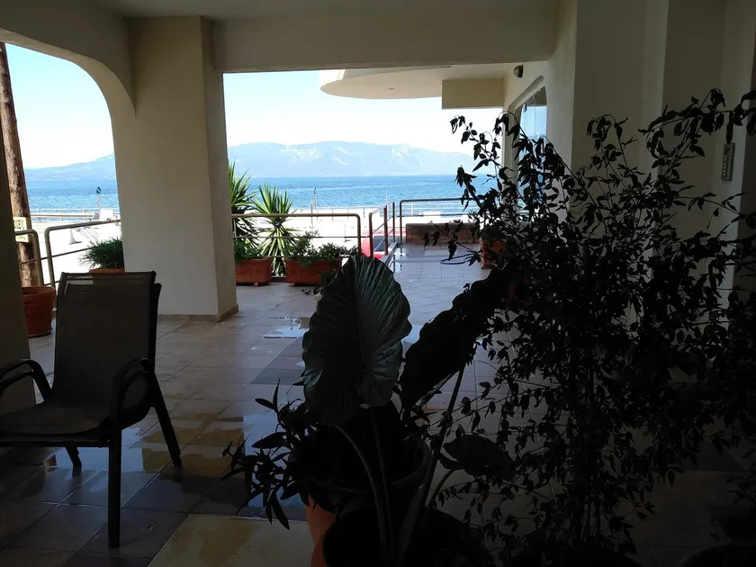 Seaside apartment at the foot of the mountain - Image 1