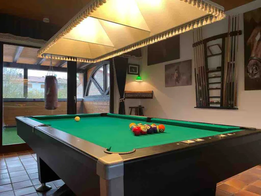 Unique place with plenty of extras - Image 1