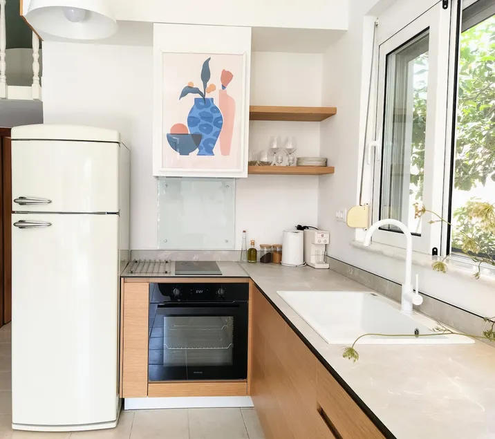 Artist's loft with a garden & very fast internet. - Image 1