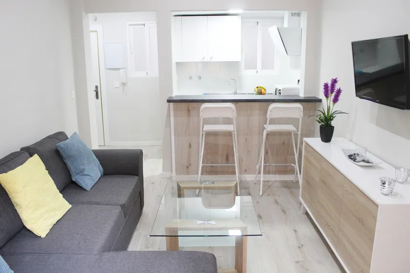 Luxury apartment next to Catedral -Cetti Meriem - Image 1