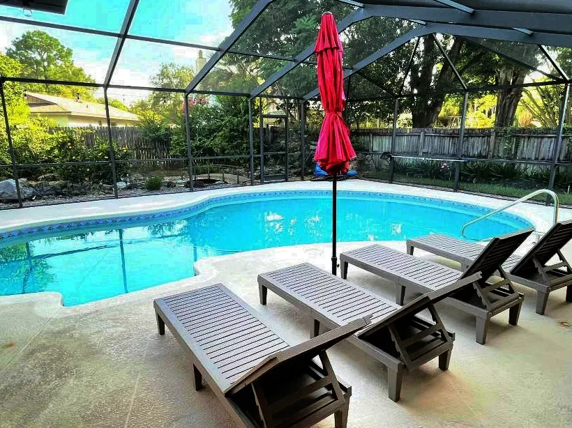 6 Beds / Pool / Grill / Billiards / Tampa - Image 1
