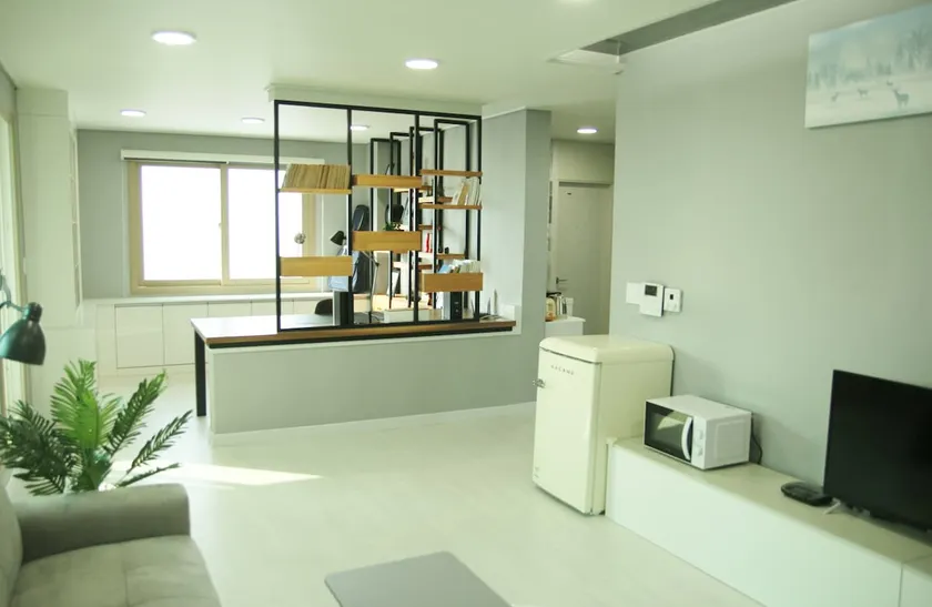 Fluent in English#spacious 2room#3 min walk beach - Image 1
