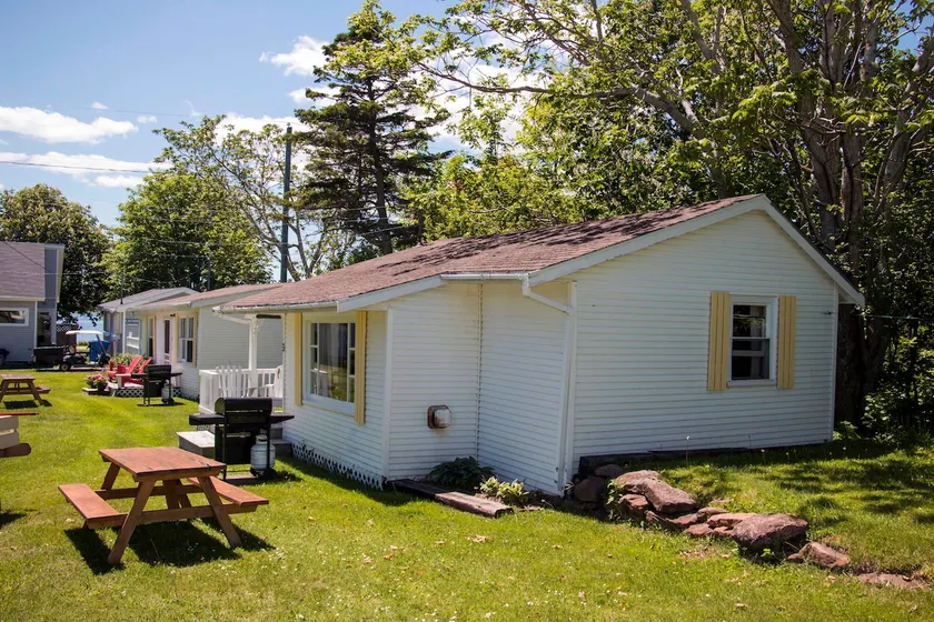Bayside Cottages 3-major renovated/Air Conditioner - Image 1
